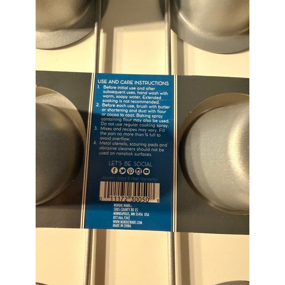 Nordic Ware Popover Pan 6 cavities new